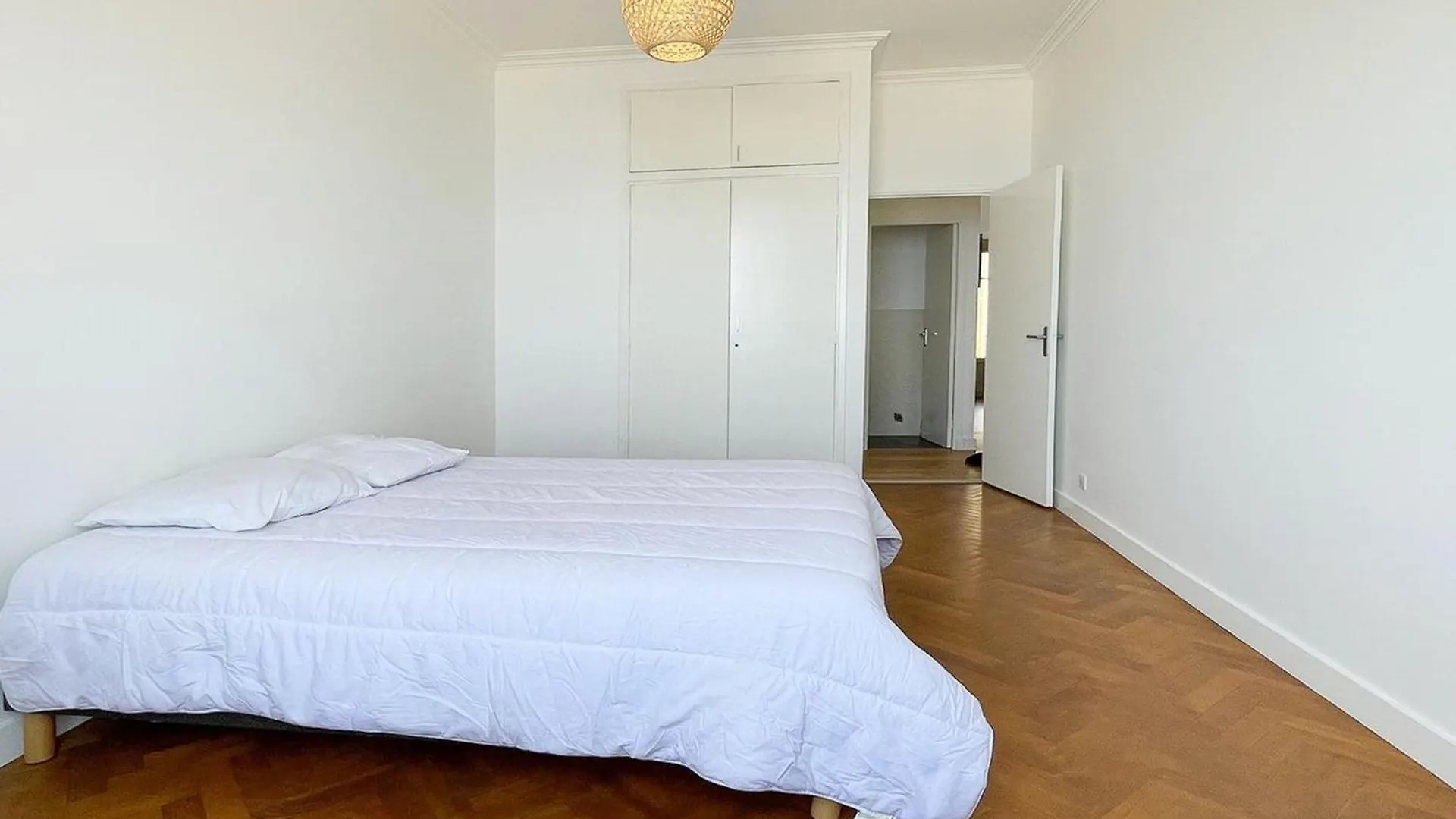 Seafront Apartment For 6 Promenade Des Anglais 尼斯 法国